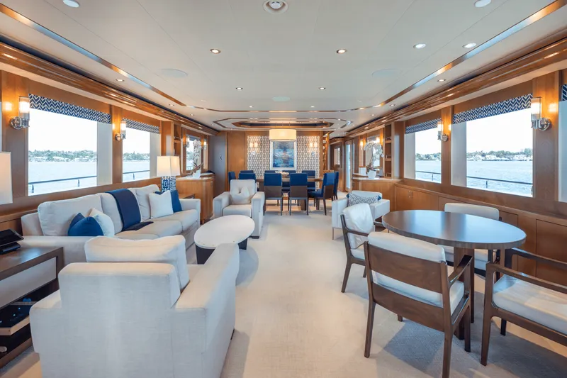 Slide: The Image of Westport 40M 2014 - 111