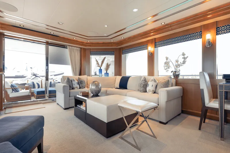 Slide: The Image of Westport 40M 2014 - 118