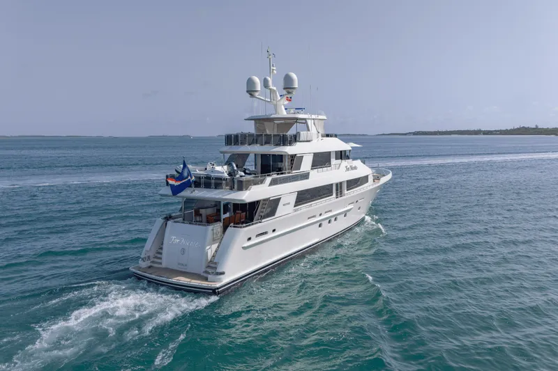 Slide: The Image of Westport 40M 2014 - 12