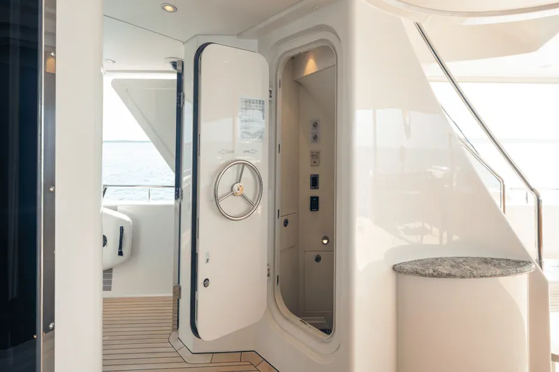 Slide: The Image of Westport 40M 2014 - 137