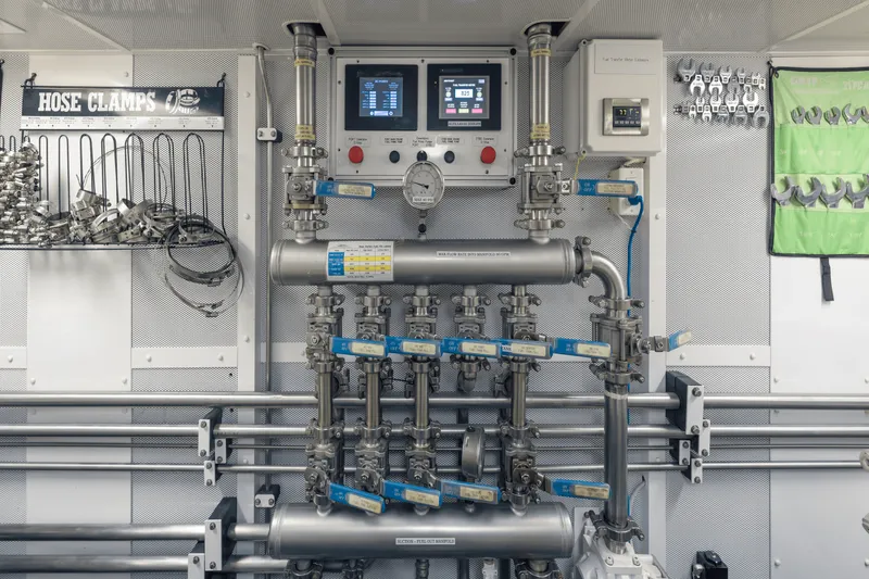 Slide: The Image of Westport 40M 2014 - 141