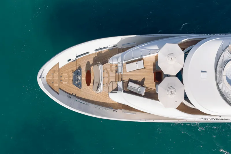 Slide: The Image of Westport 40M 2014 - 15