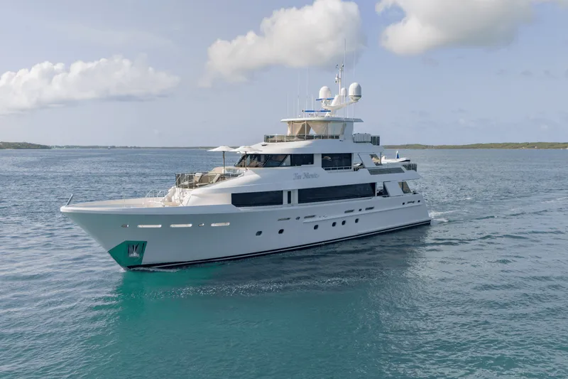 Slide: The Image of Westport 40M 2014 - 2