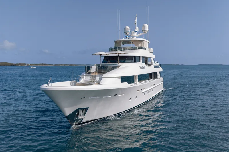 Slide: The Image of Westport 40M 2014 - 3