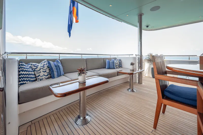 Slide: The Image of Westport 40M 2014 - 40