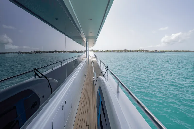 Slide: The Image of Westport 40M 2014 - 43