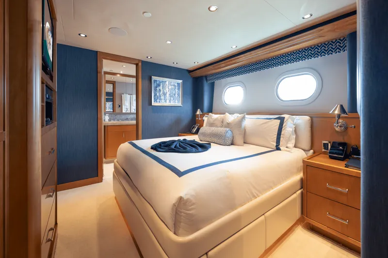 Slide: The Image of Westport 40M 2014 - 70