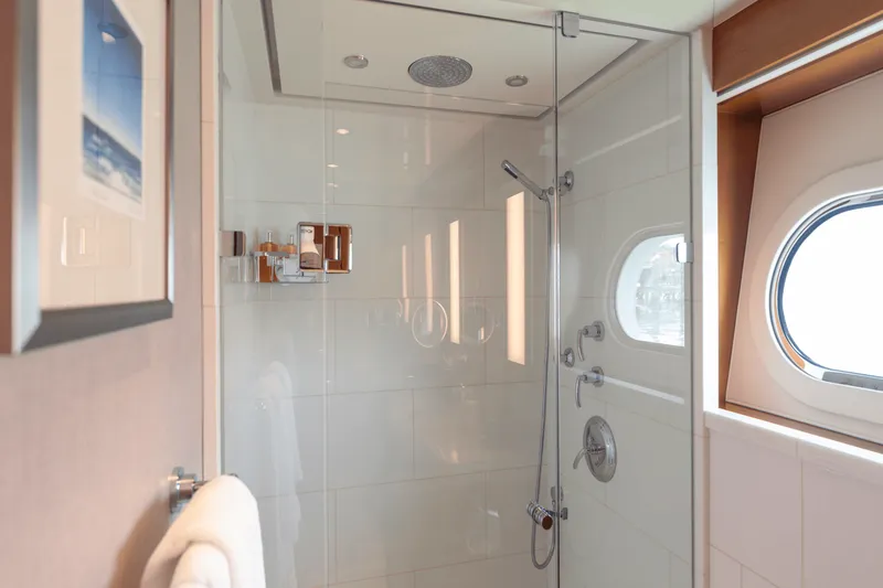 Slide: The Image of Westport 40M 2014 - 79