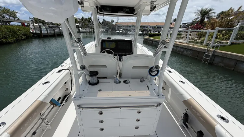 Slide: The Image of EdgeWater 320 CC 2017 - 20
