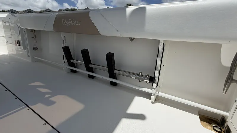 Slide: The Image of EdgeWater 320 CC 2017 - 38