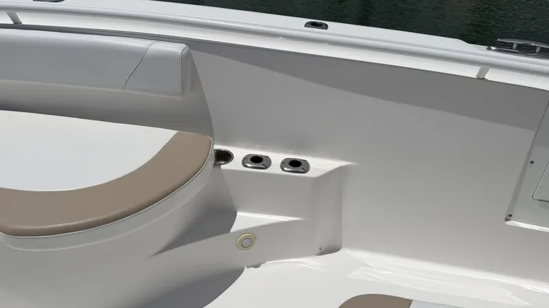 Slide: The Image of EdgeWater 320 CC 2017 - 50