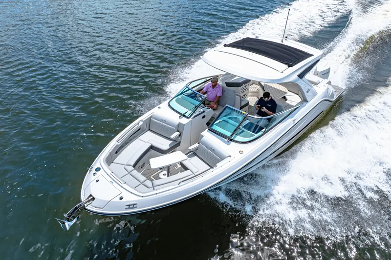 Slide: The Image of Sea Ray SLX 310 Outboard 2026 - 19