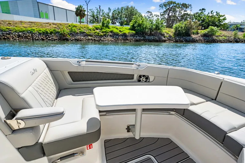 Slide: The Image of Sea Ray SLX 310 Outboard 2026 - 37