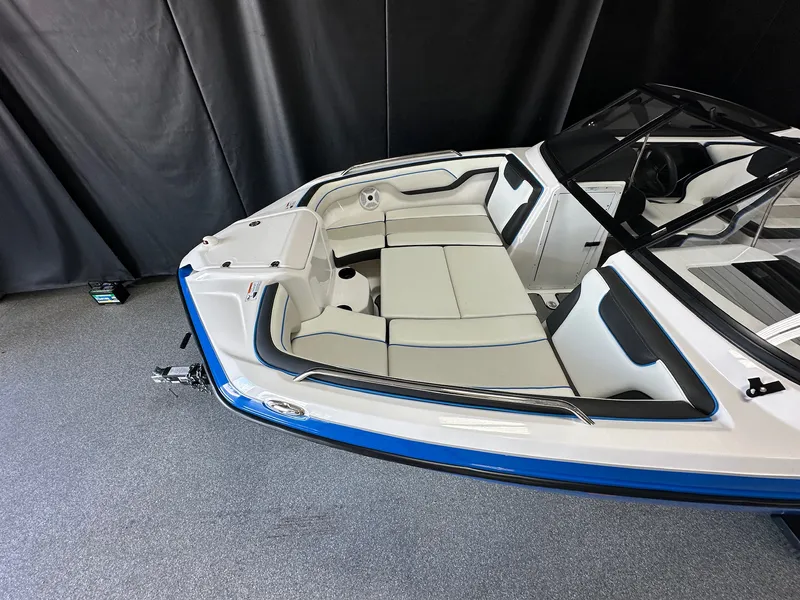 Slide: The Image of Yamaha AR210 2019 - 2