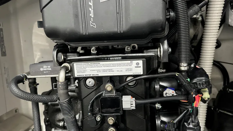 Slide: The Image of Yamaha AR210 2019 - 22
