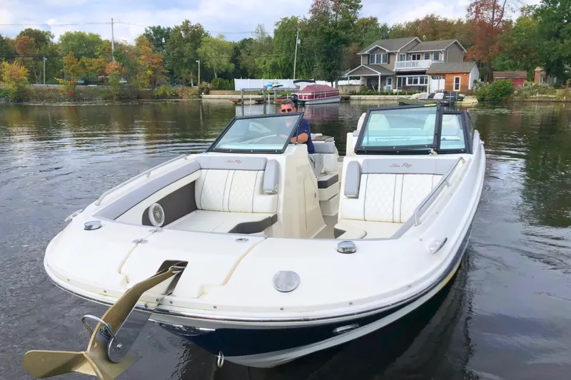 Slide: The Image of Sea Ray 290 SUNDECK 2016 - 3