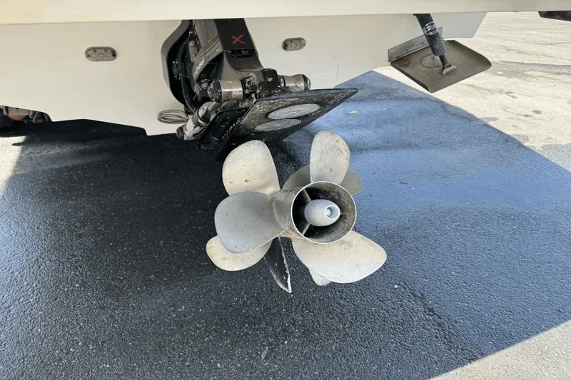 Slide: The Image of Sea Ray 290 SUNDECK 2016 - 22