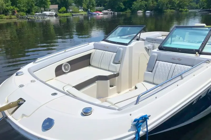 Slide: The Image of Sea Ray 290 SUNDECK 2016 - 6