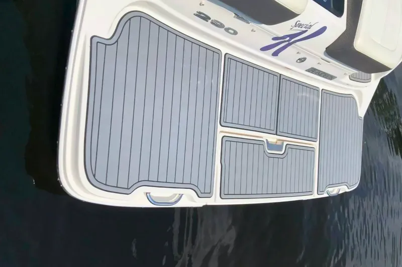 Slide: The Image of Sea Ray 290 SUNDECK 2016 - 21