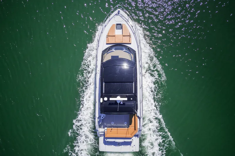 Slide: The Image of Cruisers 42 Cantius 2026 - 4