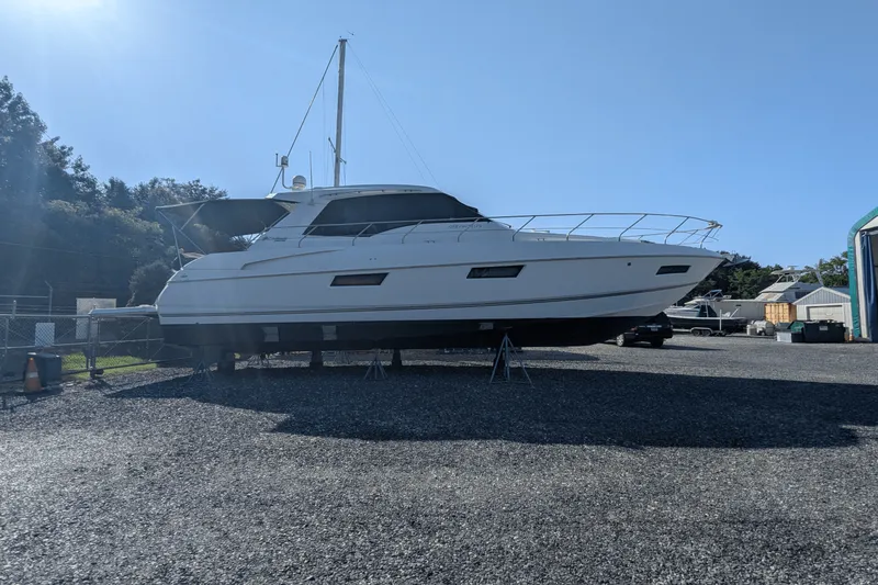 Slide: The Image of Cruisers 48 CANTIUS 2013 - 15