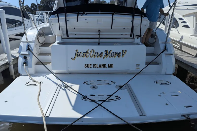 Slide: The Image of Cruisers 48 CANTIUS 2013 - 18