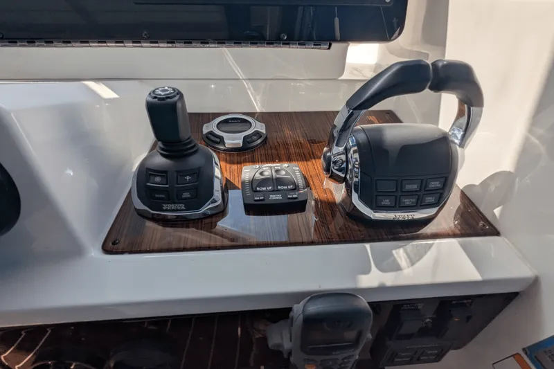 Slide: The Image of Cruisers 48 CANTIUS 2013 - 26