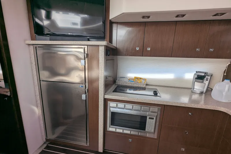 Slide: The Image of Cruisers 48 CANTIUS 2013 - 33