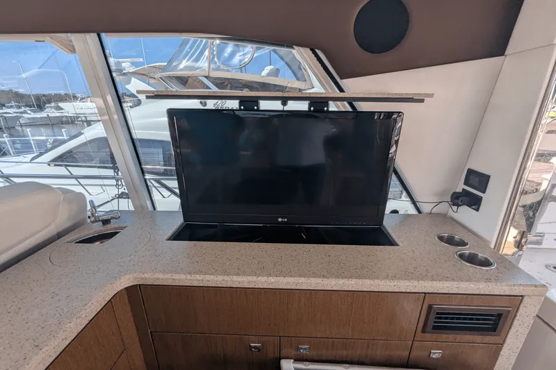 Slide: The Image of Cruisers 48 CANTIUS 2013 - 36