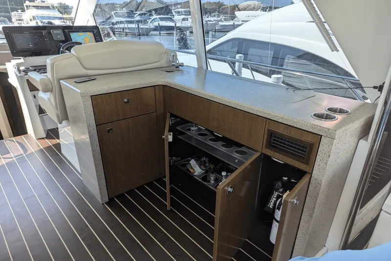 Slide: The Image of Cruisers 48 CANTIUS 2013 - 38
