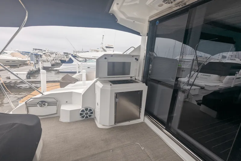 Slide: The Image of Cruisers 48 CANTIUS 2013 - 61