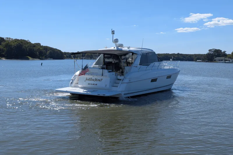 Slide: The Image of Cruisers Yachts 48 CANTIUS 2013 - 1