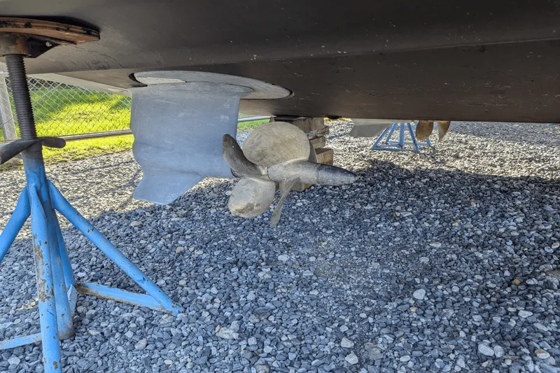 Slide: The Image of Cruisers Yachts 48 CANTIUS 2013 - 22