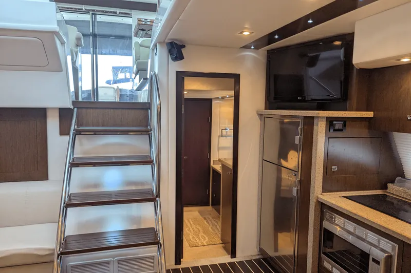 Slide: The Image of Cruisers Yachts 48 CANTIUS 2013 - 60