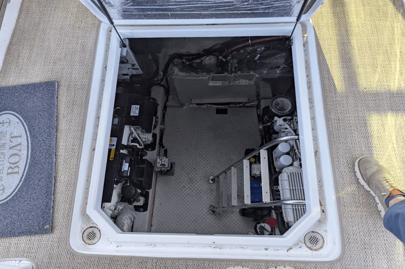 Slide: The Image of Cruisers Yachts 48 CANTIUS 2013 - 65