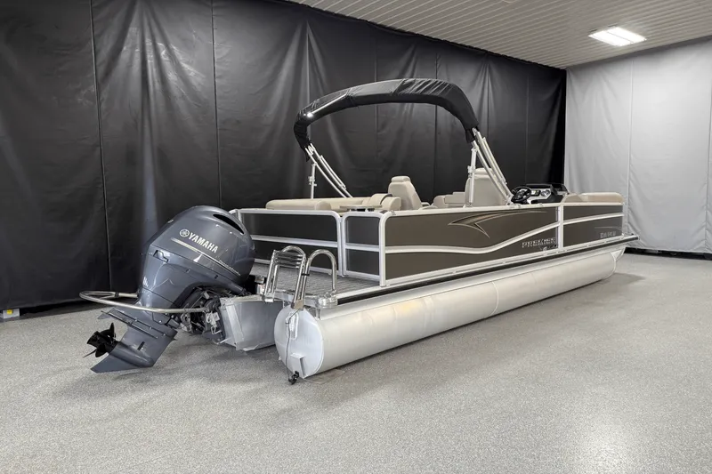 Slide: The Image of Premier 230 Sunsation 2023 - 2