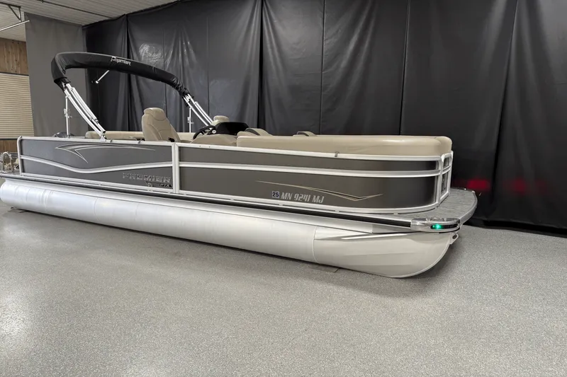 Slide: The Image of Premier 230 Sunsation 2023 - 3
