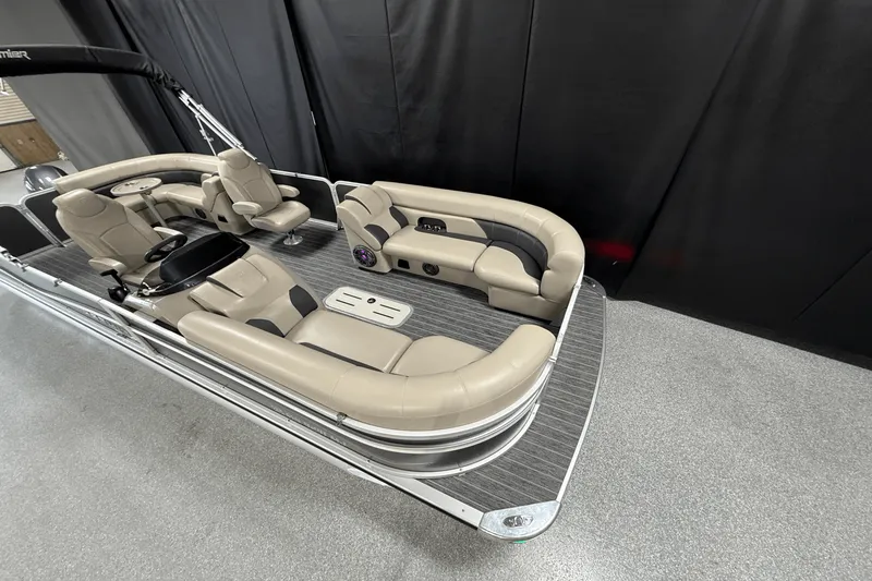 Slide: The Image of Premier 230 Sunsation 2023 - 5
