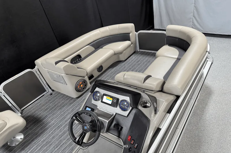 Slide: The Image of Premier 230 Sunsation 2023 - 7