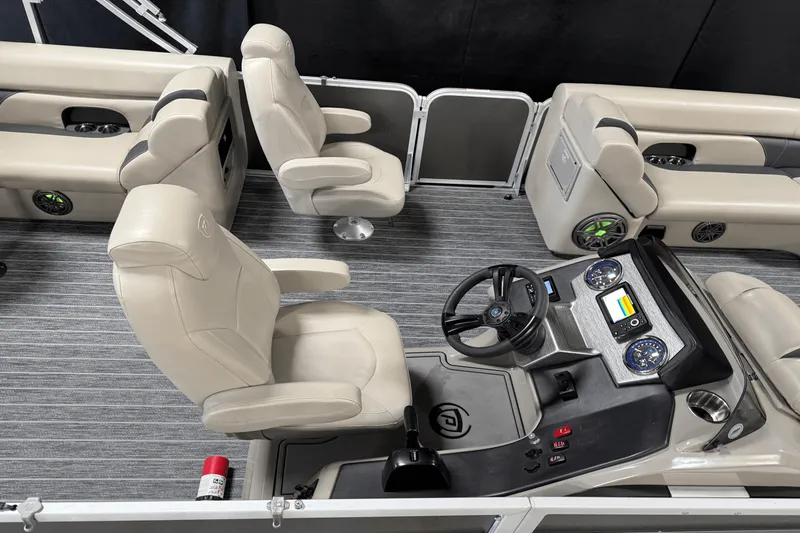 Slide: The Image of Premier 230 Sunsation 2023 - 8