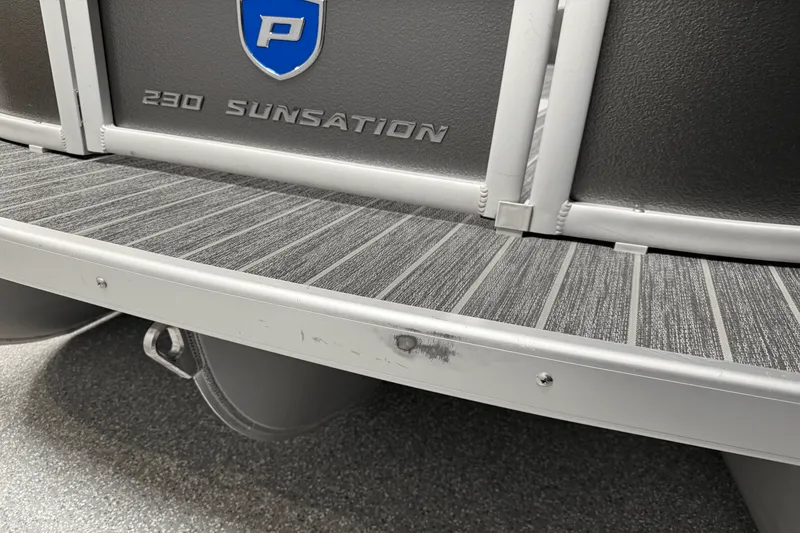 Slide: The Image of Premier 230 Sunsation 2023 - 81