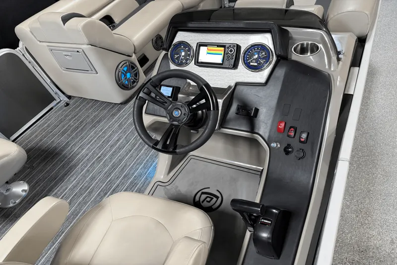 Slide: The Image of Premier 230 Sunsation 2023 - 9