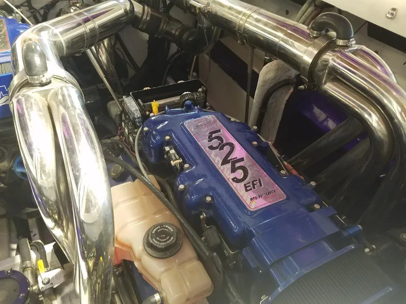 Slide: The Image of Engine of 2008 Fountain 42 Executioner boat with Mercury 525 EFI. - 25
