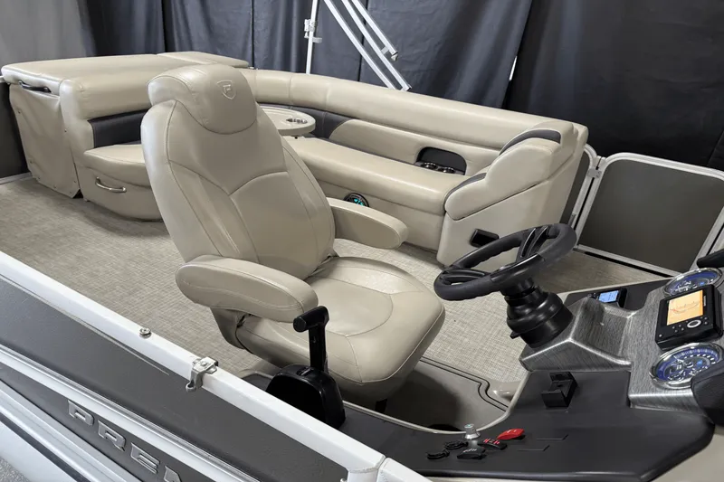 Slide: The Image of Premier 230 Sunsation 2023 - 13