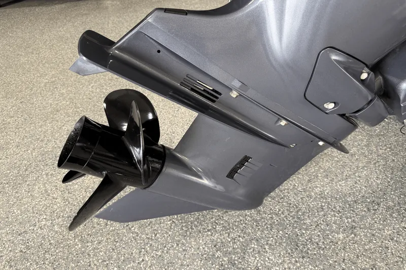 Slide: The Image of Premier 230 Sunsation 2023 - 27