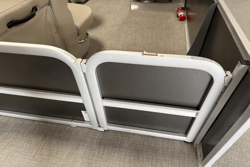 Slide: The Image of Premier 230 Sunsation 2023 - 29