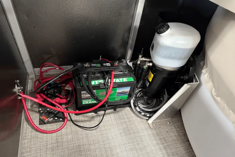 Slide: The Image of Premier 230 Sunsation 2023 - 34