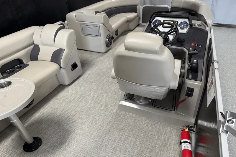 Slide: The Image of Premier 230 Sunsation 2023 - 49