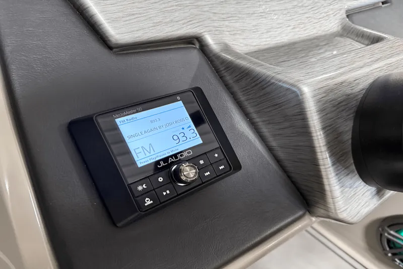 Slide: The Image of Premier 230 Sunsation 2023 - 57