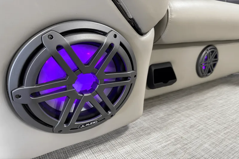 Slide: The Image of Premier 230 Sunsation 2023 - 71